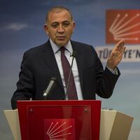 Muhalefetten 'Şah Fırat' eleştirisi!