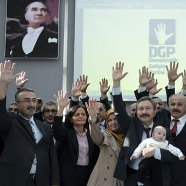 İdris Bal'a şok