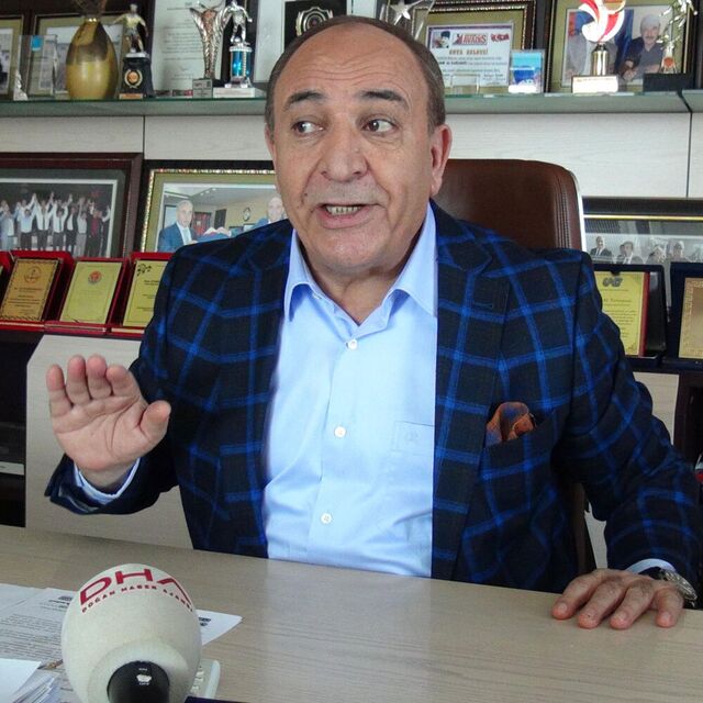 "Her şey para için miydi?"