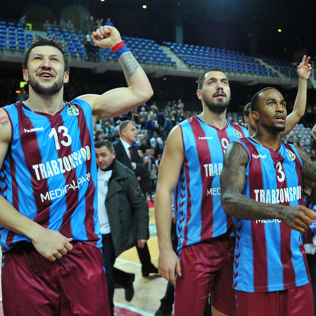 Trabzonspor'a Rus rakip