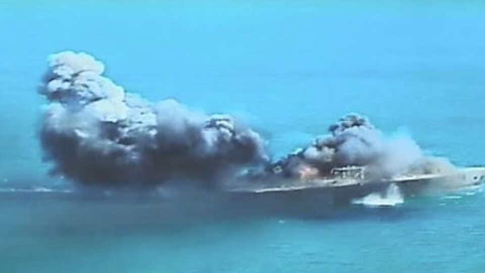 İran Amerikan uçak gemisini hedef aldı!