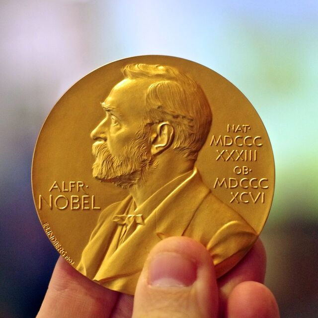 Nobel Edebiyat Ödülü komitesinden tartışma yaratan uyarı