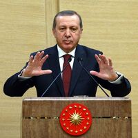 "Vatanı satmak yüksek faizle olur"