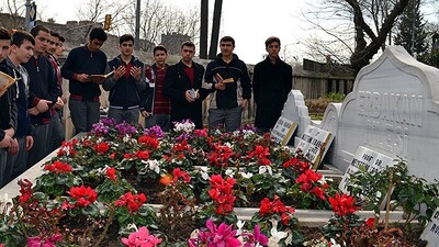 Necmettin Erbakan mezarı başında anıldı