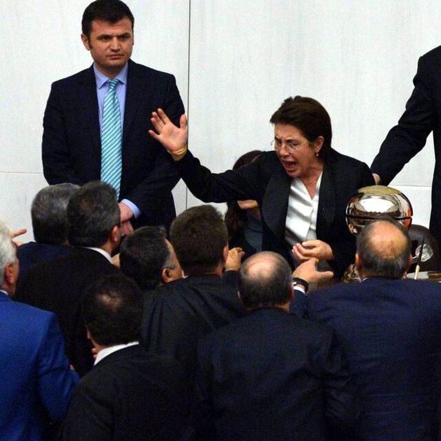 Bahçekapılı'nın ihracı istendi!