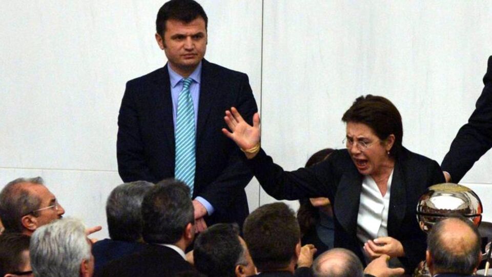 Bahçekapılı'nın ihracı istendi!