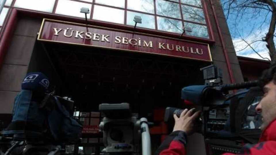 YSK'dan 'memnu hak' uyarısı