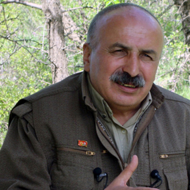 "AKP samimi ise önder Apo ile PKK'yı görüştürsün"