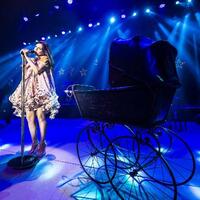 İlk konsere bebeğiyle çıktı!