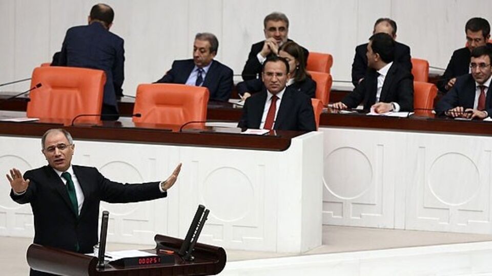 Bakan Ala hakkında verilen gensoru önergesine ret