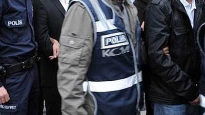 18 polis hakkında flaş karar