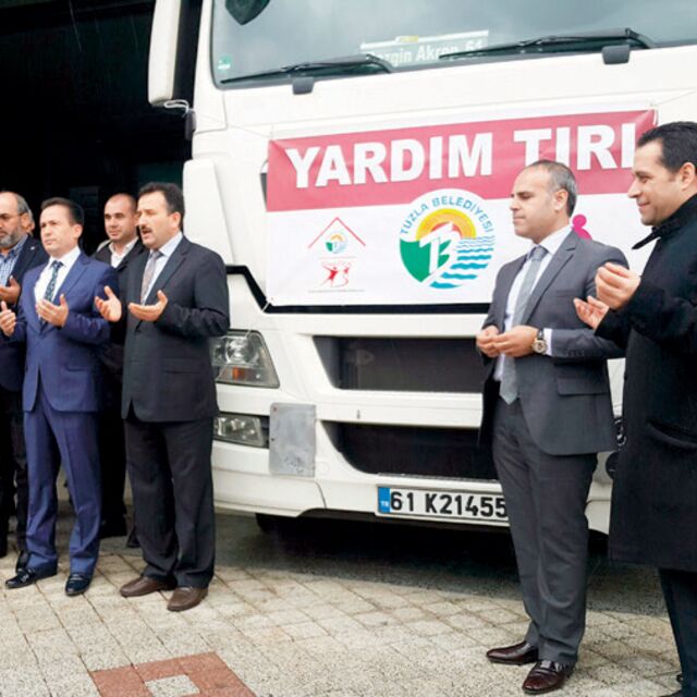 Tuzla'dan 42'nci yardım TIR'ı