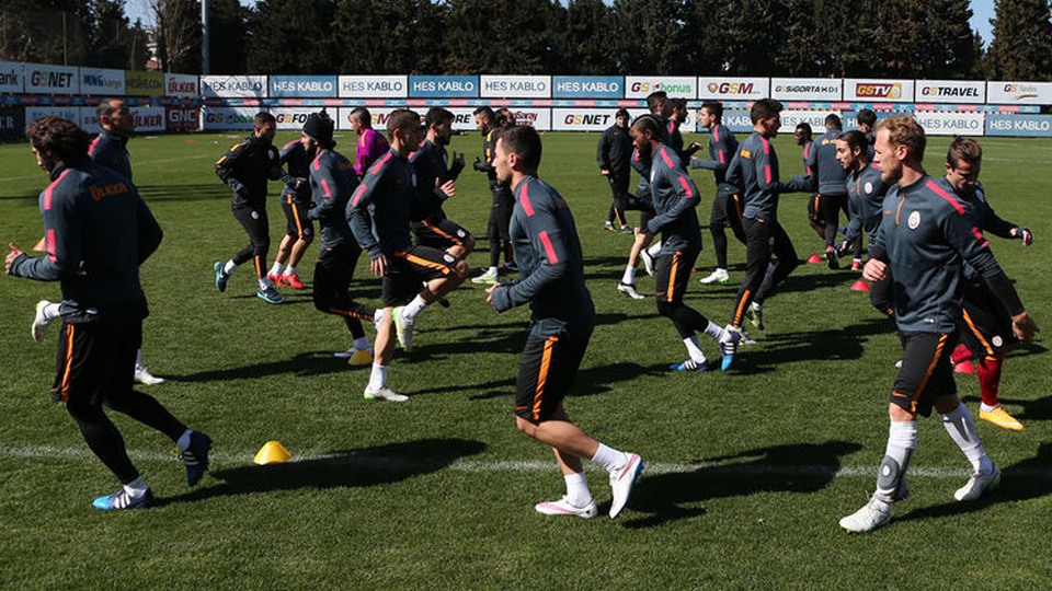 Galatasaray derbi hazırlıklarına başladı