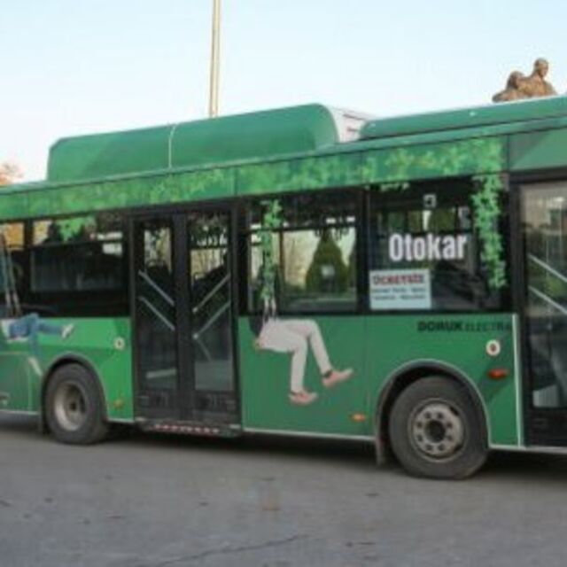 Devlerden elektrikli otobüs atağı!