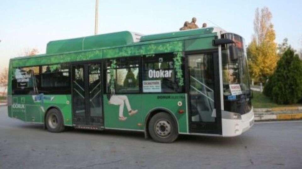 Devlerden elektrikli otobüs atağı!