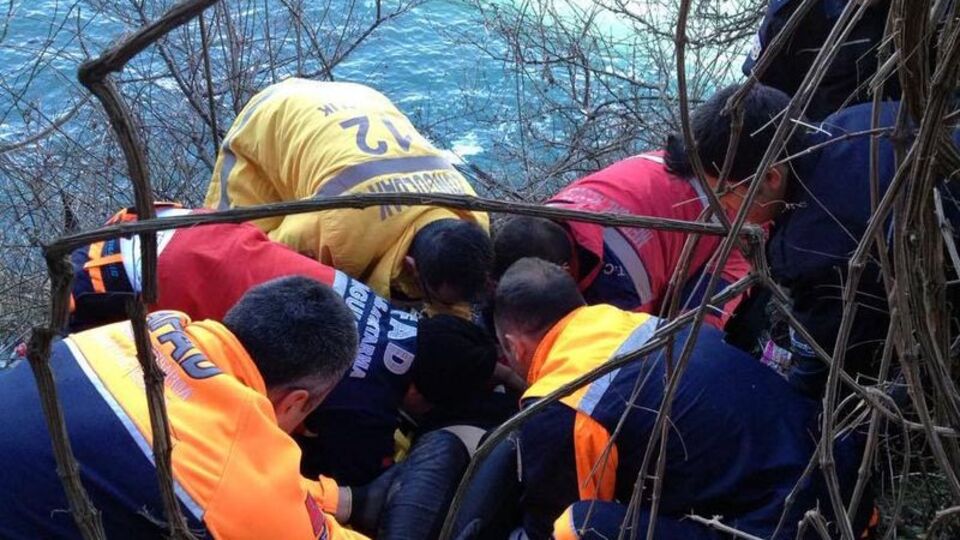 Genç kadın borçları yüzünden Aşıklar Tepesi'nden atladı