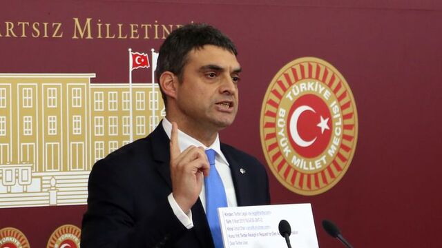 CHP'li Umut Oran Twitter'a başvurdu