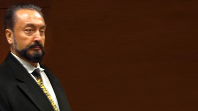 Adnan Hoca'ya 'cezai ehliyet' şoku!