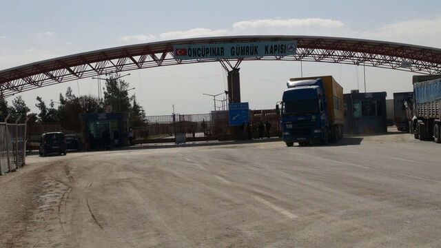 Cilvegözü ve Öncüpınar Sınır Kapısı gelişlere kapatıldı