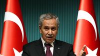 ‘Arınç suikastı’na takipsizlik