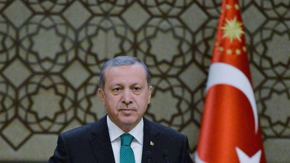 'Cumhurbaşkanı'nın yetkileri baştan düzenlenmeli'