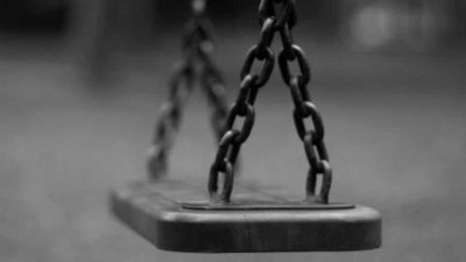 Salıncak 5 yaşındaki çocuğun sonu oldu