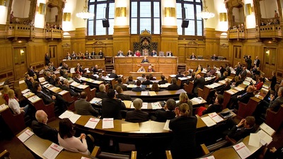 Kerpiç evden Avrupa Parlamentosu'na