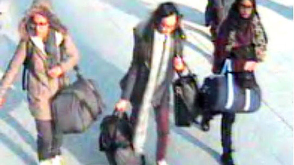 IŞİD'e katıldığı iddia edilen İngiliz kızlarla ilgili açıklama