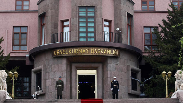 Bütün gözler ona çevrildi!