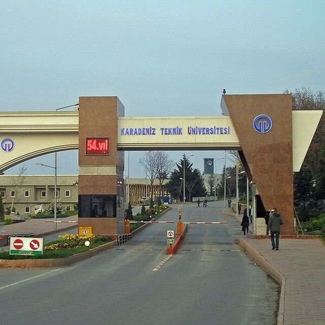 Üniversitede ders saatlerine 'Özgecan' ayarı