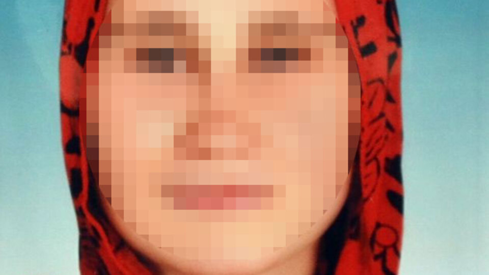 Ablasının yaktığı genç kız hayatını kaybetti