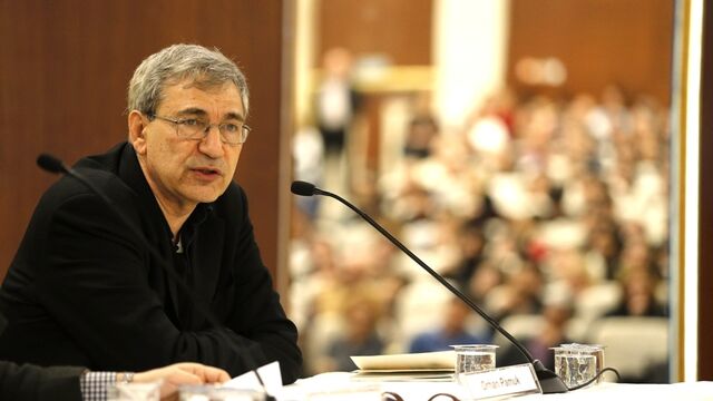 Orhan Pamuk müjdeyi verdi!