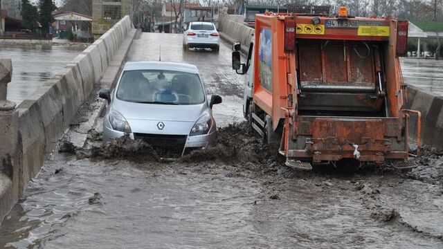 Debi tavan yaptı