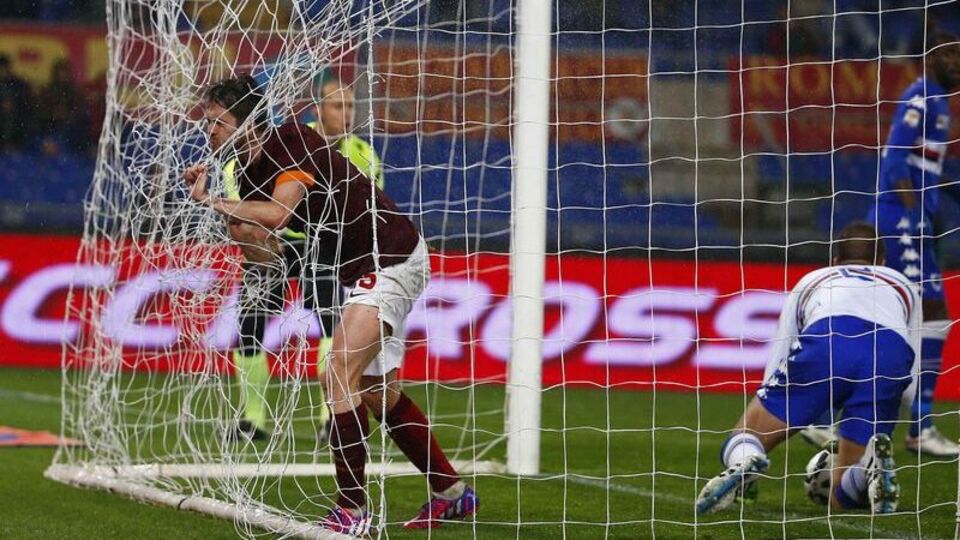 Roma sahasında dağıldı