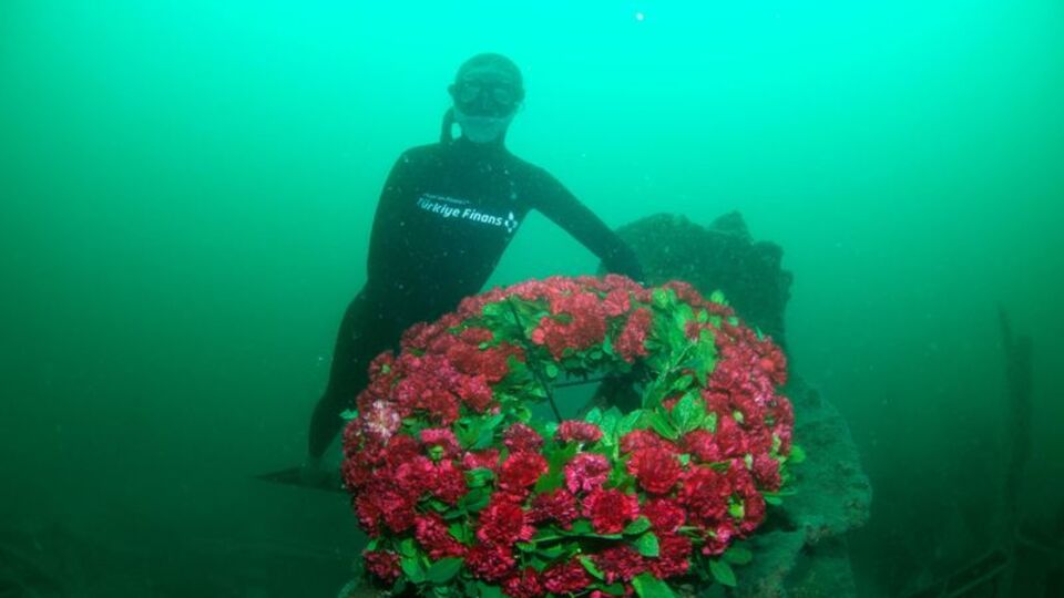 Çanakkale için saygı dalışı