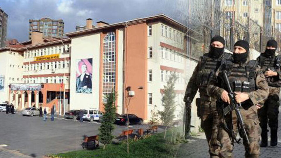 Kız imam hatip lisesinde silahlar konuştu!