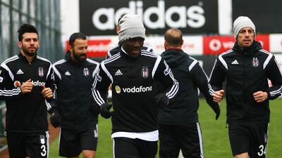 Opare takımla çalıştı