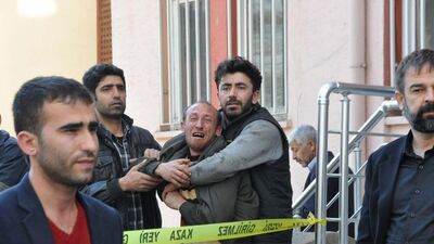 İşyerinde intihar etti!