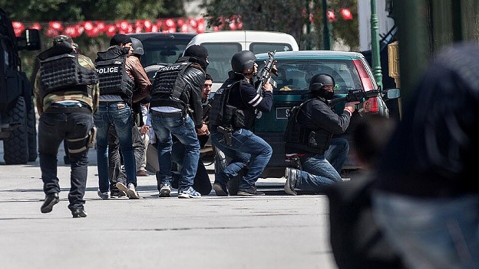 Tunus'ta silahlı saldırı