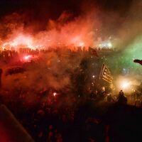 Olimpiyat alev alev...