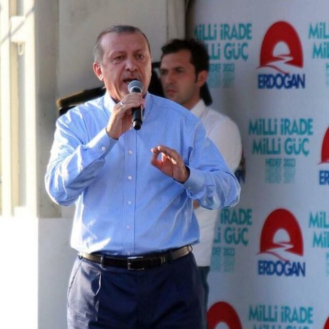 TGB'li 10 gence Erdoğan'a hakaretten dava