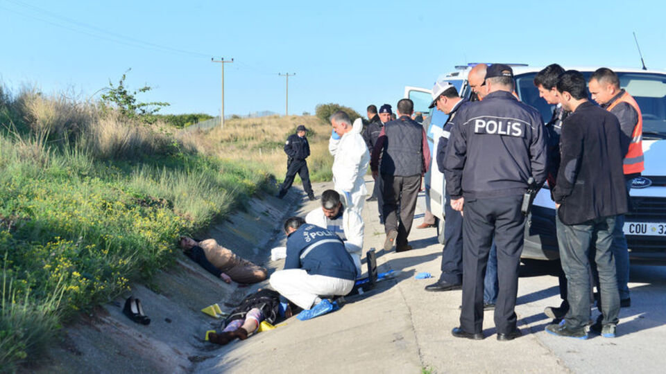 "Eşimi ve kızımı öldürdüm, çocukları bizimkilere teslim et"
