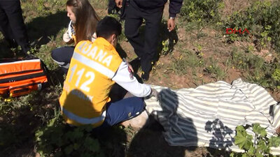 Yarı çıplak halde donmak üzereyken bulundu