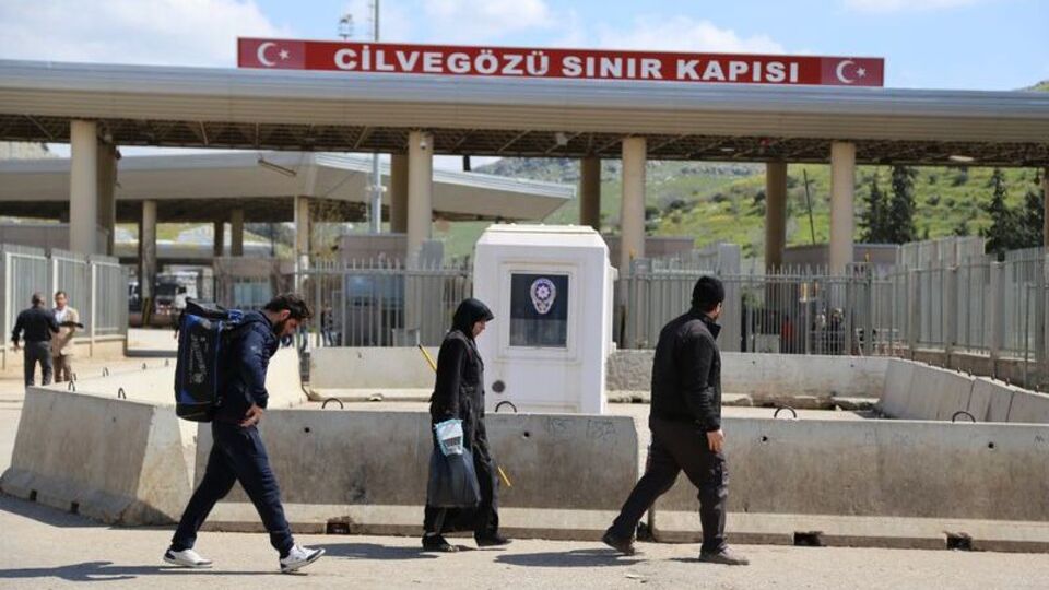 Cilvegözü Sınır Kapısı girişlere açıldı