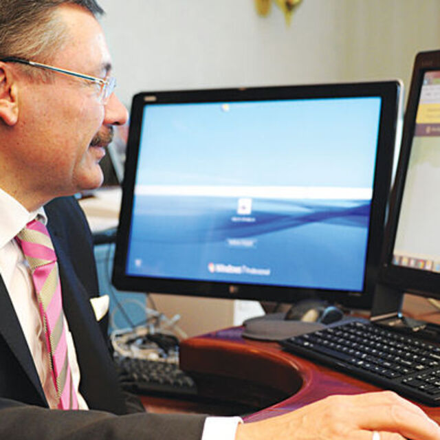 Melih Gökçek'ten Bülent Arınç'a sert sözler!