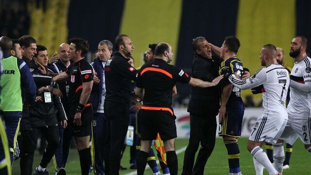 "Emre ağıza alınmayacak küfürler etti"