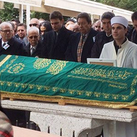 Son yolculuğuna uğurlandı