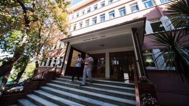 Amerikan kolejlerinde veli cinliği!