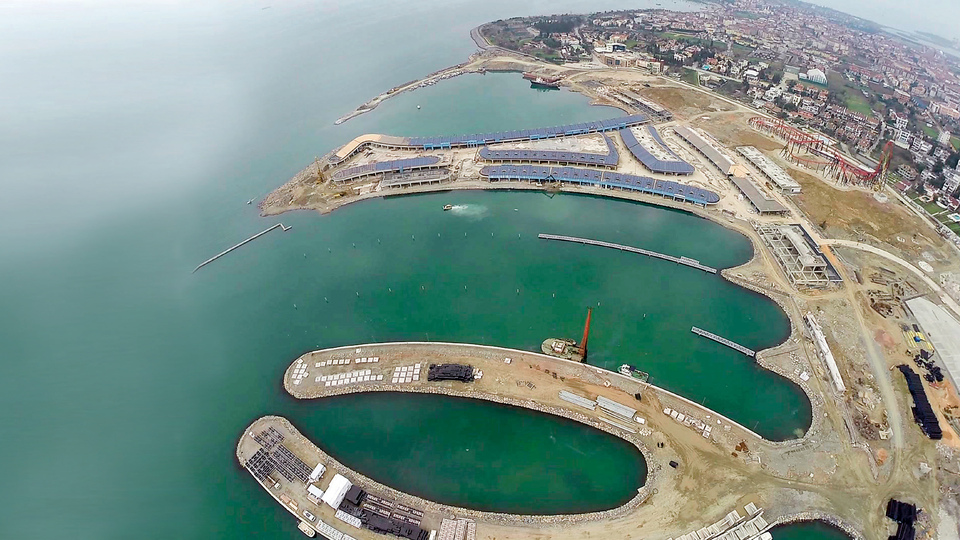 3 bin işsize ekmek kapısı Tuzla Marina