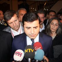 HDP listesinin yarısı kadın!